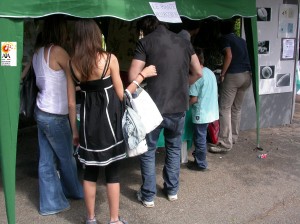 stand AIA